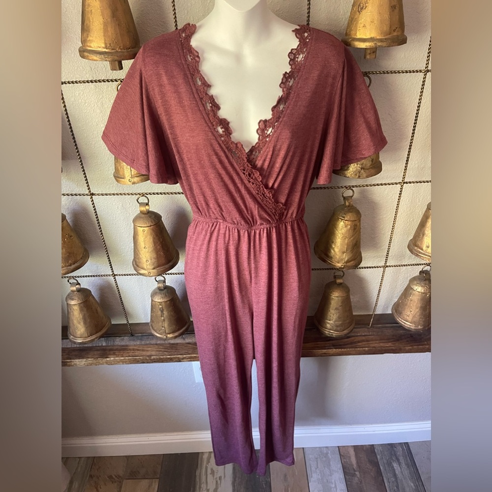 Women’s Shein jumpsuit